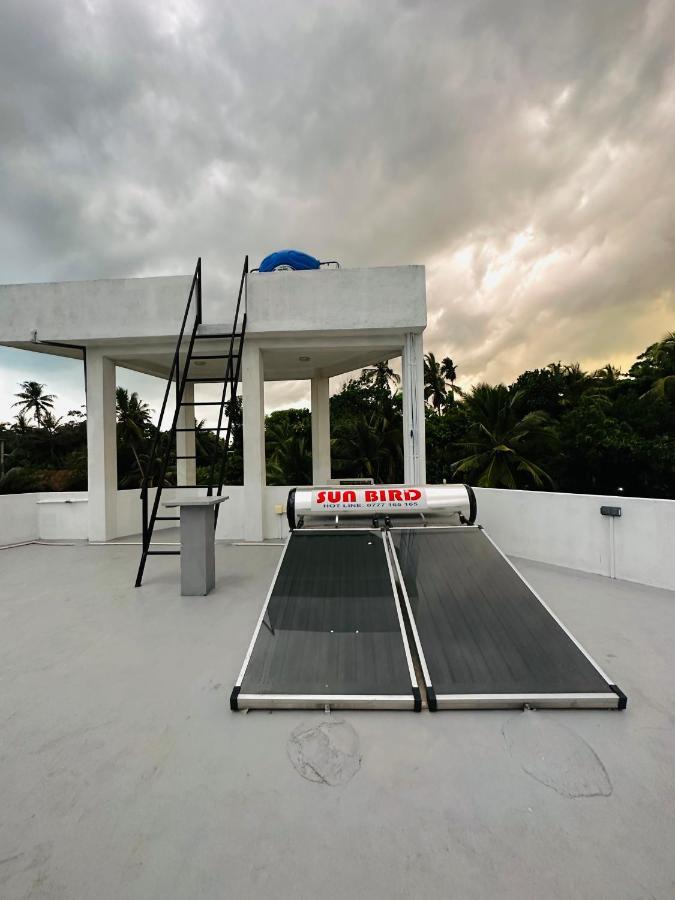 Guesthouse Bodensee Hikkaduwa Exterior photo